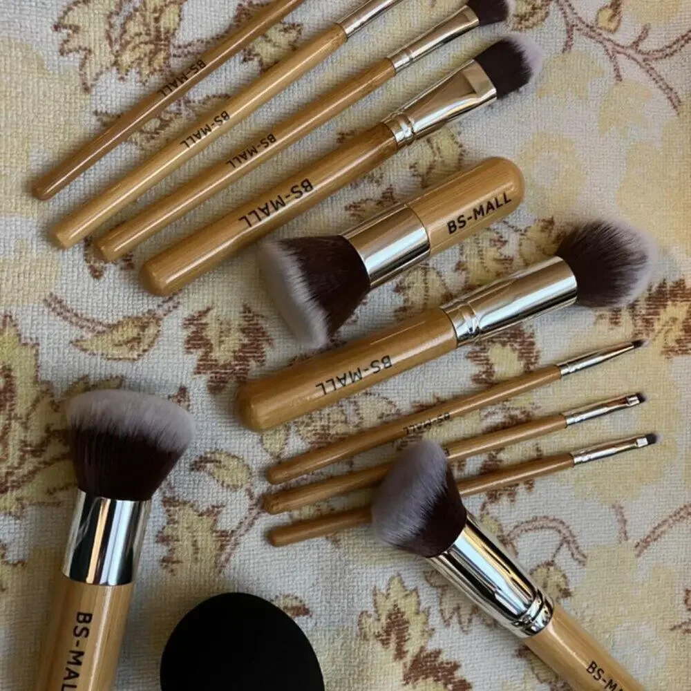 Small Makeup Brush Set 11Pcs Bamboo Synthetic Kabuki Brush Set